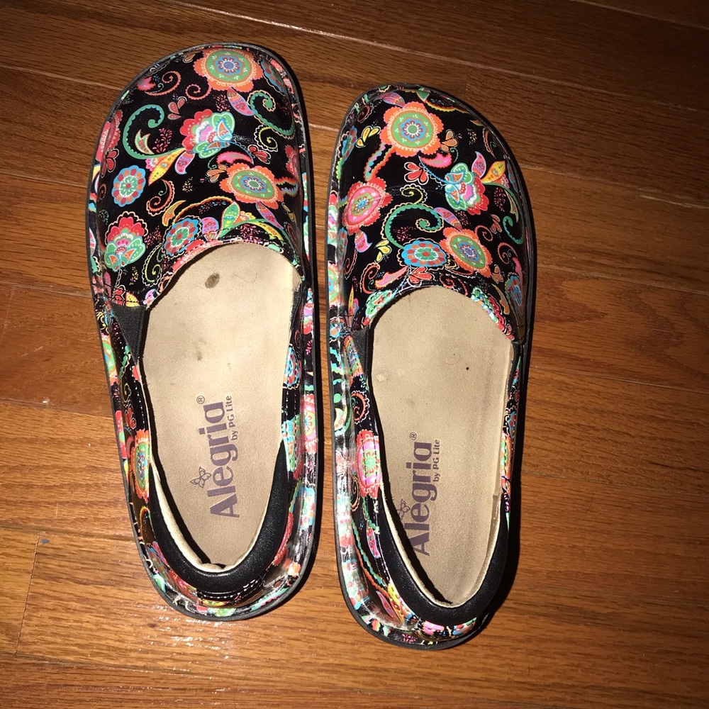Paisley Alegria